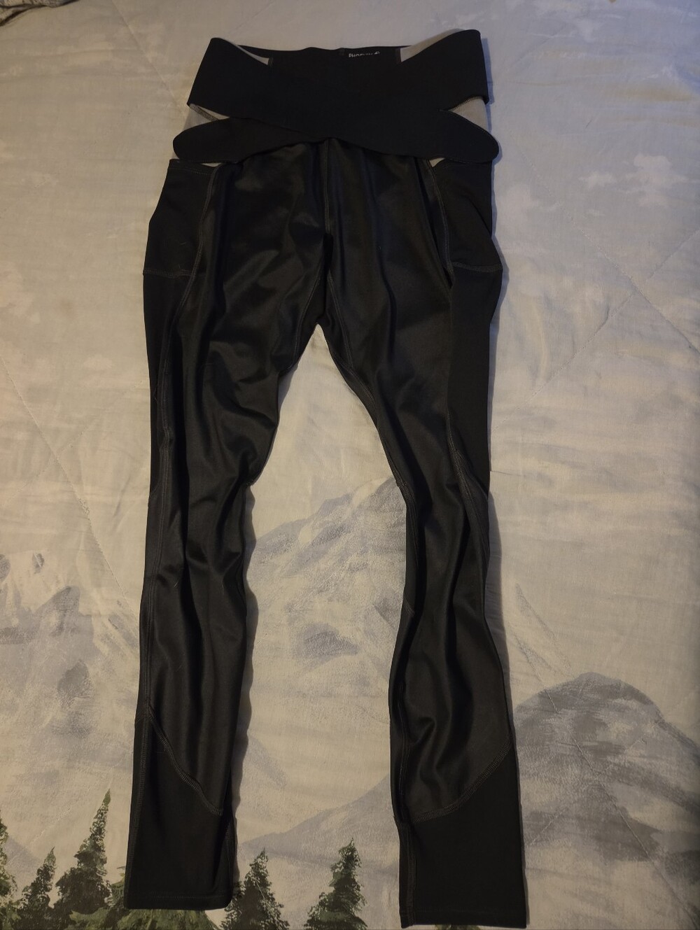 Phoenix Black Women's Cross-Trainer Performance Leggings